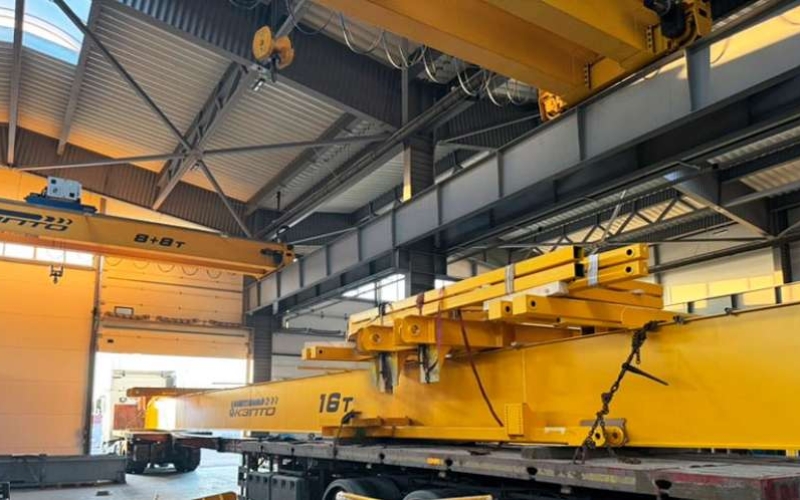 AMKR commissioned a new gantry crane