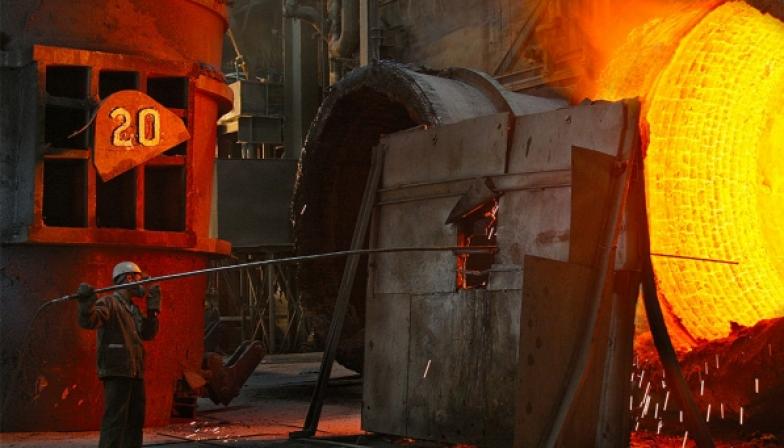 China August steel output hits record despite inspections - stats bureau