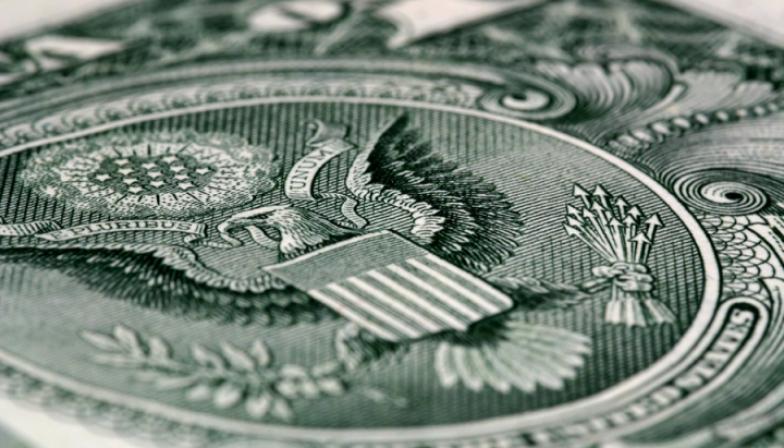 Доллар растёт четвертый день благодаря налоговому плану США