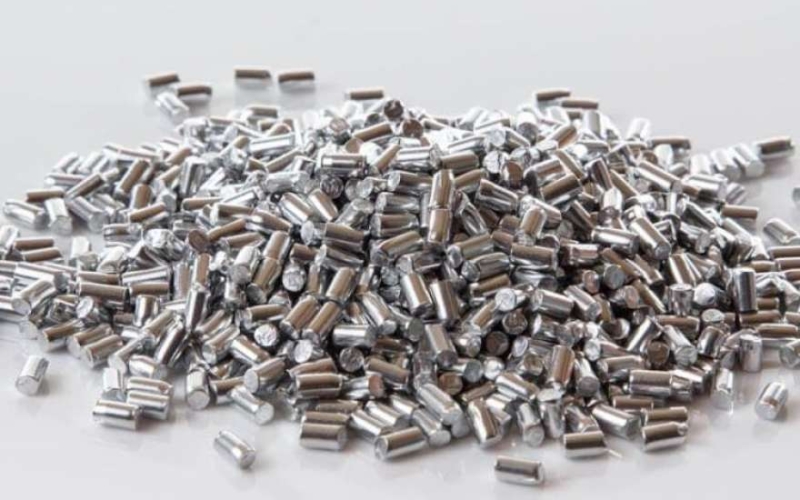 Ціна нікелю зросла до максимуму за 15 місяців завдяки новинам з Індонезії